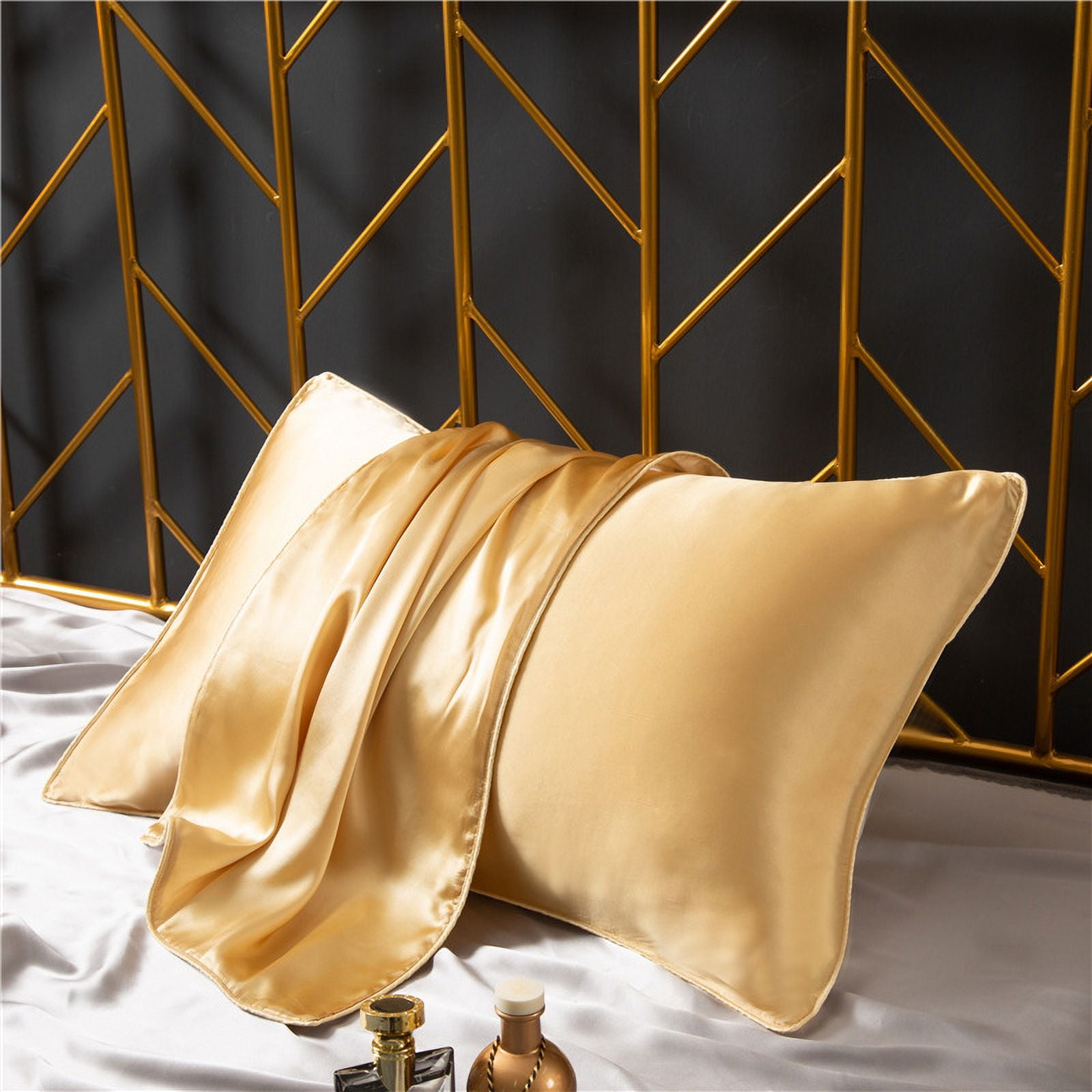 Zhuge 3Pcs Silk pillowcase 100% mulberry silk pillowcase Soft and skin-friendly, silky touch pillowcase, giving the skin a luxurious hug 18.9x29.13inch(golden）
