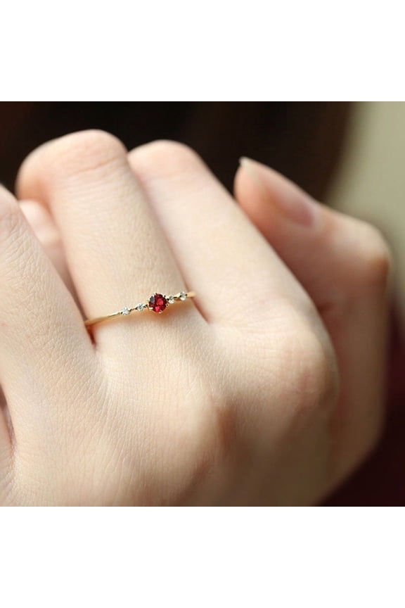 Dazzling Rhinestone Engagement/Wedding Ring - Size 8, Crystal-Clear Sparkle Design for Bridal & Anniversary Gifts