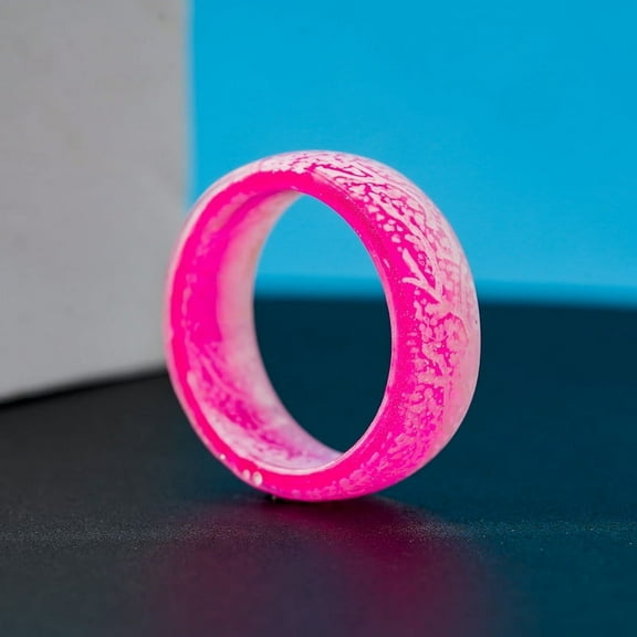 Zhuge Luminous Glow Ring Glowing in The Dark Jewelry Unisex Decoration for Adult, Flash Finger Rings Light up RingSize10Pink
