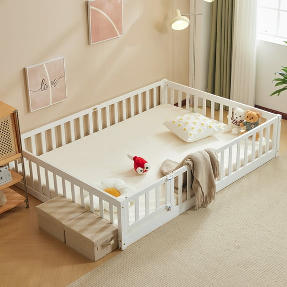 Zimtown Montessori Floor Bed Frame, Queen Size Kids Toddler Bed with Fence and Door, Wooden Platform Bed, White