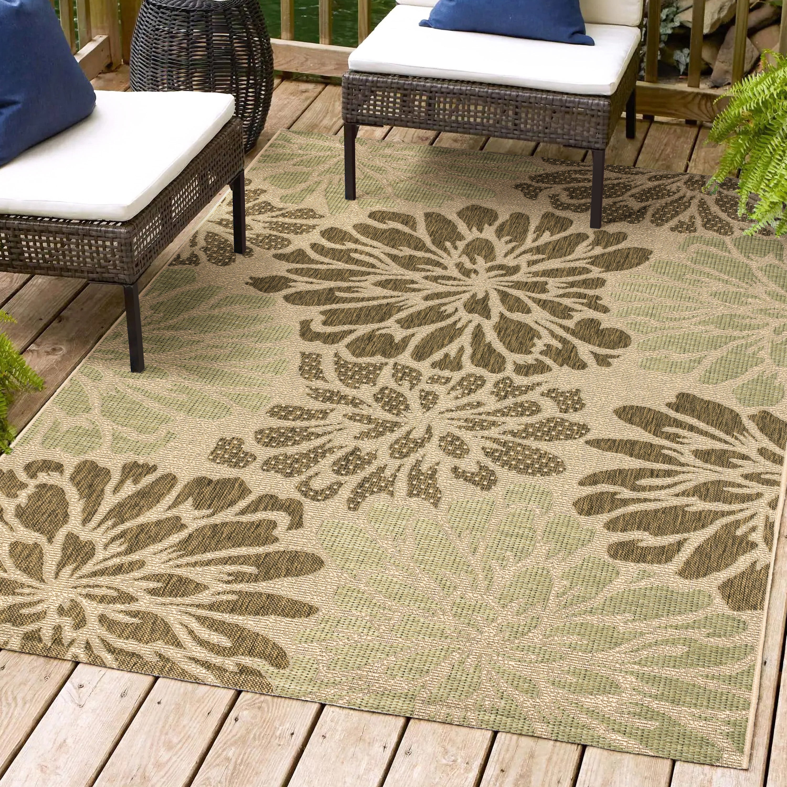 Zinnia Sage and Brown Floral Flatweave Indoor/Outdoor Rug
