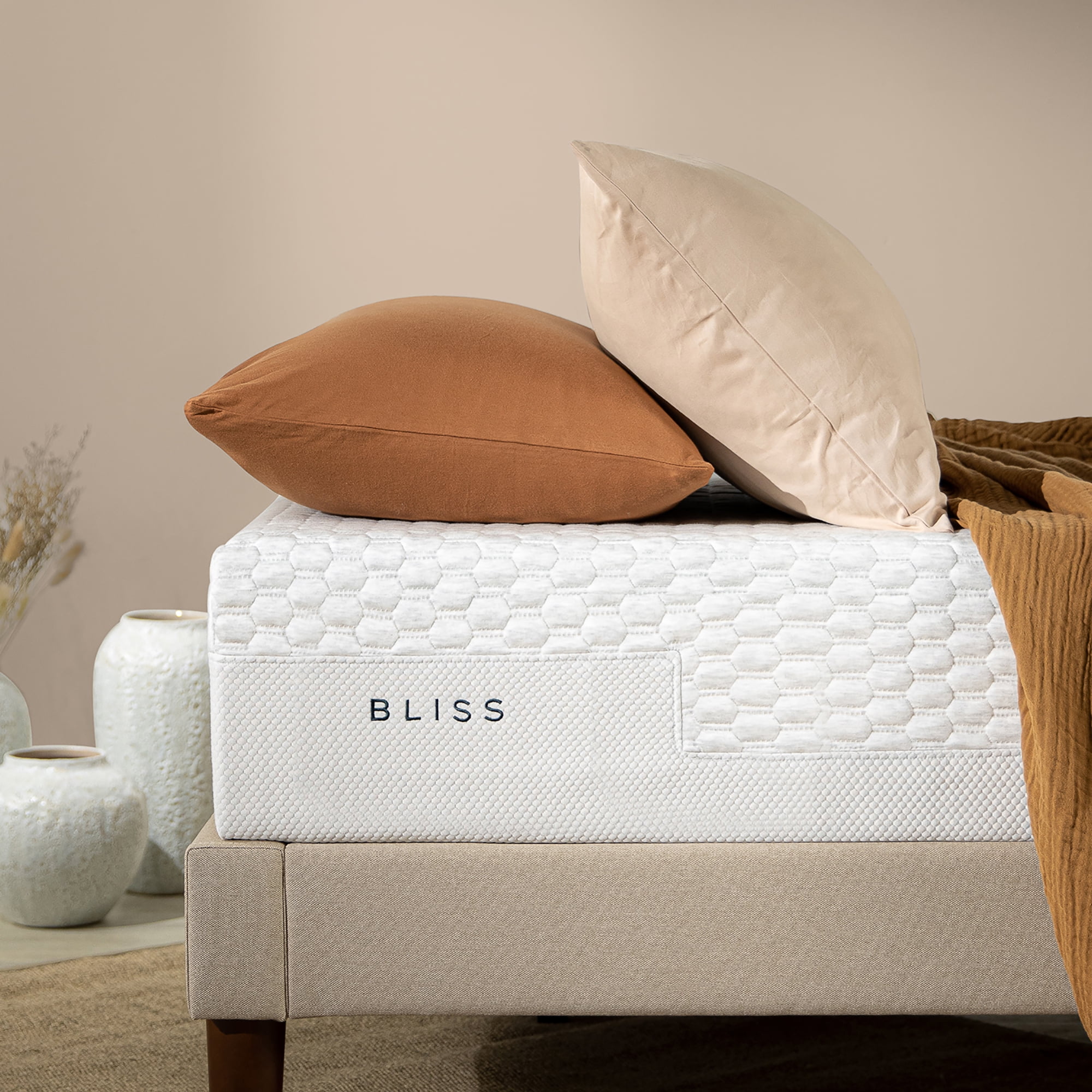 Zinus 10" Bliss Memory Foam Mattress, Made of US Foam and Global