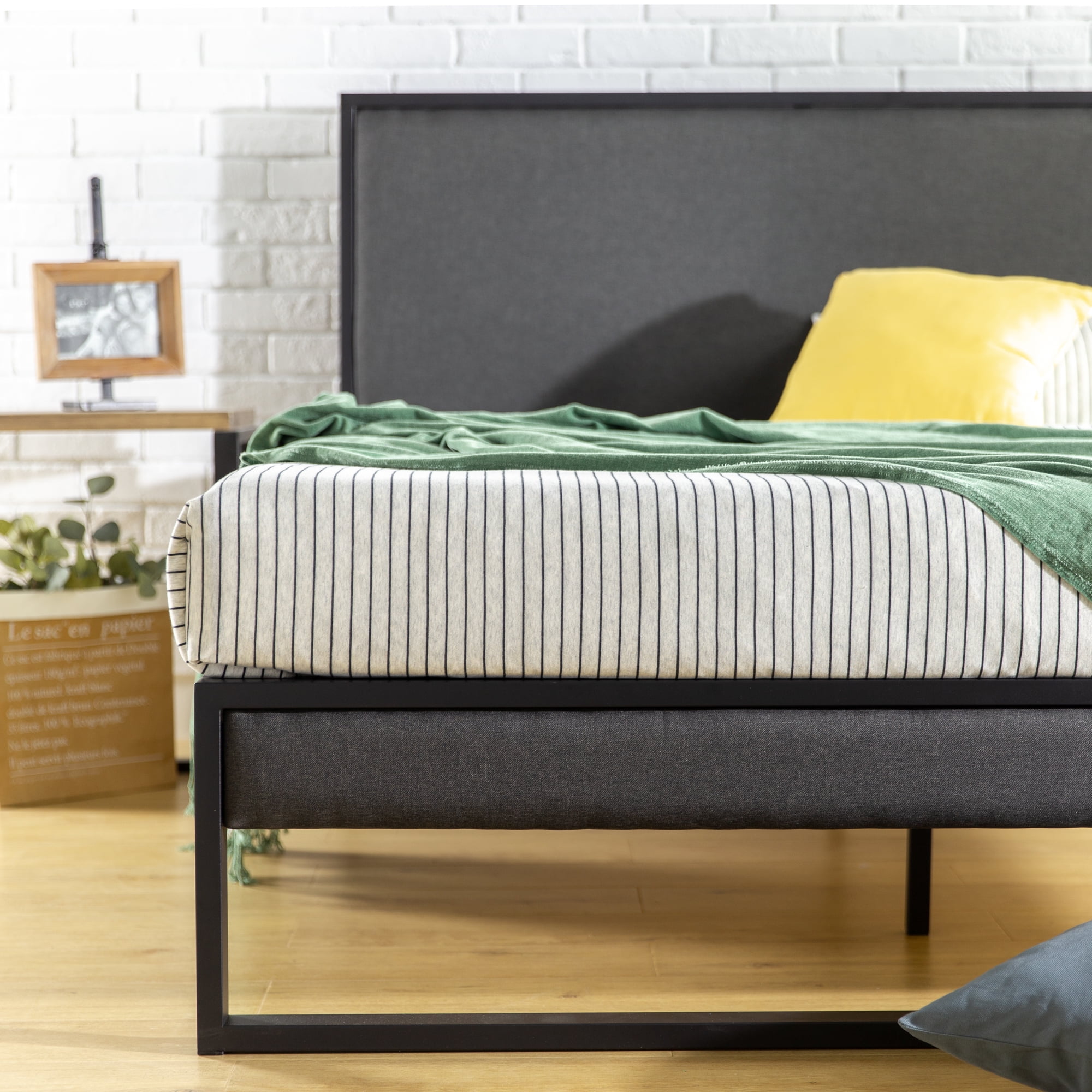 Zinus Christina 43" Upholstered Platform Bed with Headboard, Twin, Gray