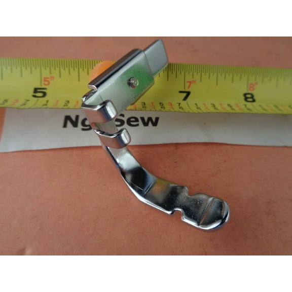 Zipper Foot for PFAFF 1229,1222,1221,1217,1216,1215 Grand Quilter,1211, 1209 #541736