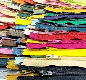 Zipperstop - YKK #3 Nylon Coil Zippers Closed Bottom Tailor Sewer Craft Crafter's - Made in USA (16 and 18 Inch 100pcs, Assorted Colors)