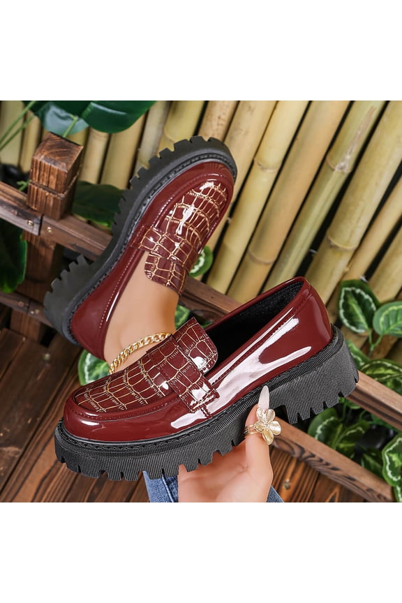 Womens Chunky Loafers Slip On - Wine Patent Faux Leather Platform Flat Shoes, Preppy Retro Comfort with Textured Rubber Sole, Closed Toe (US 5.5-9),Size 5.5