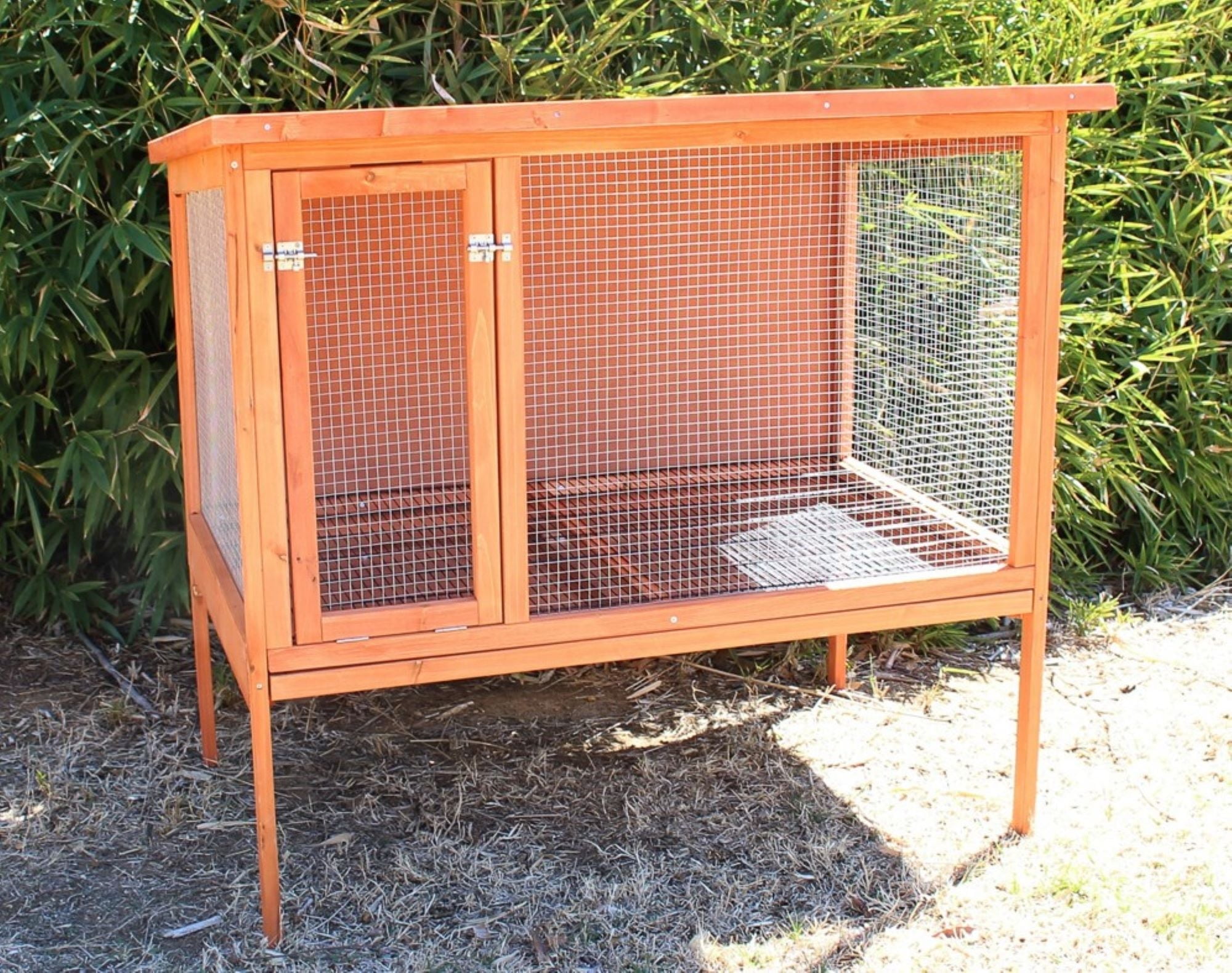 Zylina Elevated Wood Hutch with Mesh Doors for Small Pets