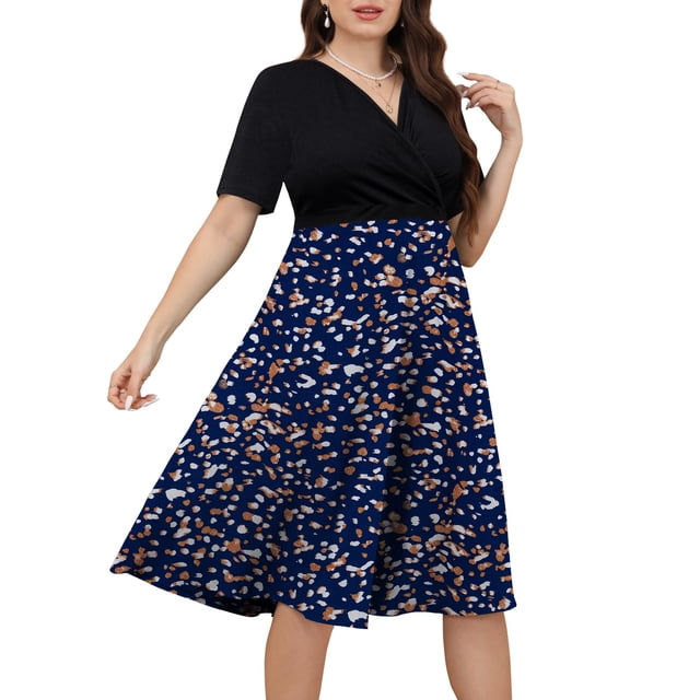 Plus Size A-Line Loose Pockets Striped V-Neck Midi Dress main image 0