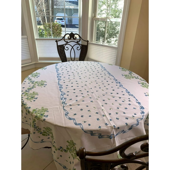 ablecloth White with Blue Flowers Scalloped serged Border, Oval Shape 59x90.5 for Table Setting of 6-8 People