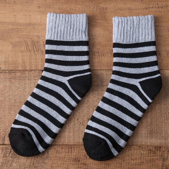 VONCOS Womens Gray Striped Crew Socks, Stretchy Everyday Socks with Seamless Toe - Breathable & Durable for Casual Wear and Lounging,Size Free Size