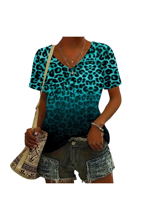 Womens Leopard Shirt V Neck Short Sleeve Gradient Leopard Graphic Tees Summer Tops for Daily Wear Vacation