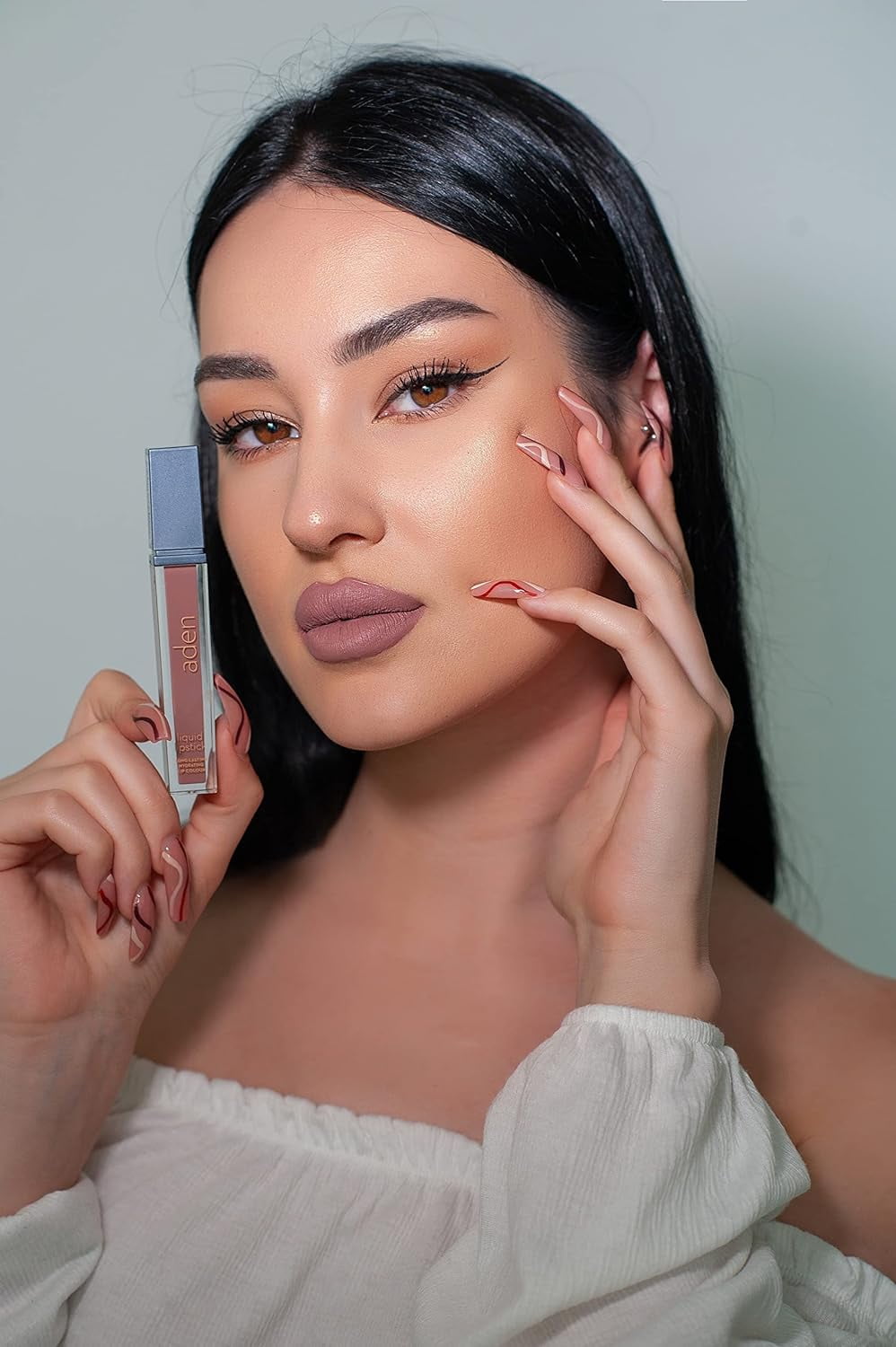 aden - 2 in 1 - Matte Liquid Lipstick & Lip liner Set - 7ML - (02 Chocolate Milk)
