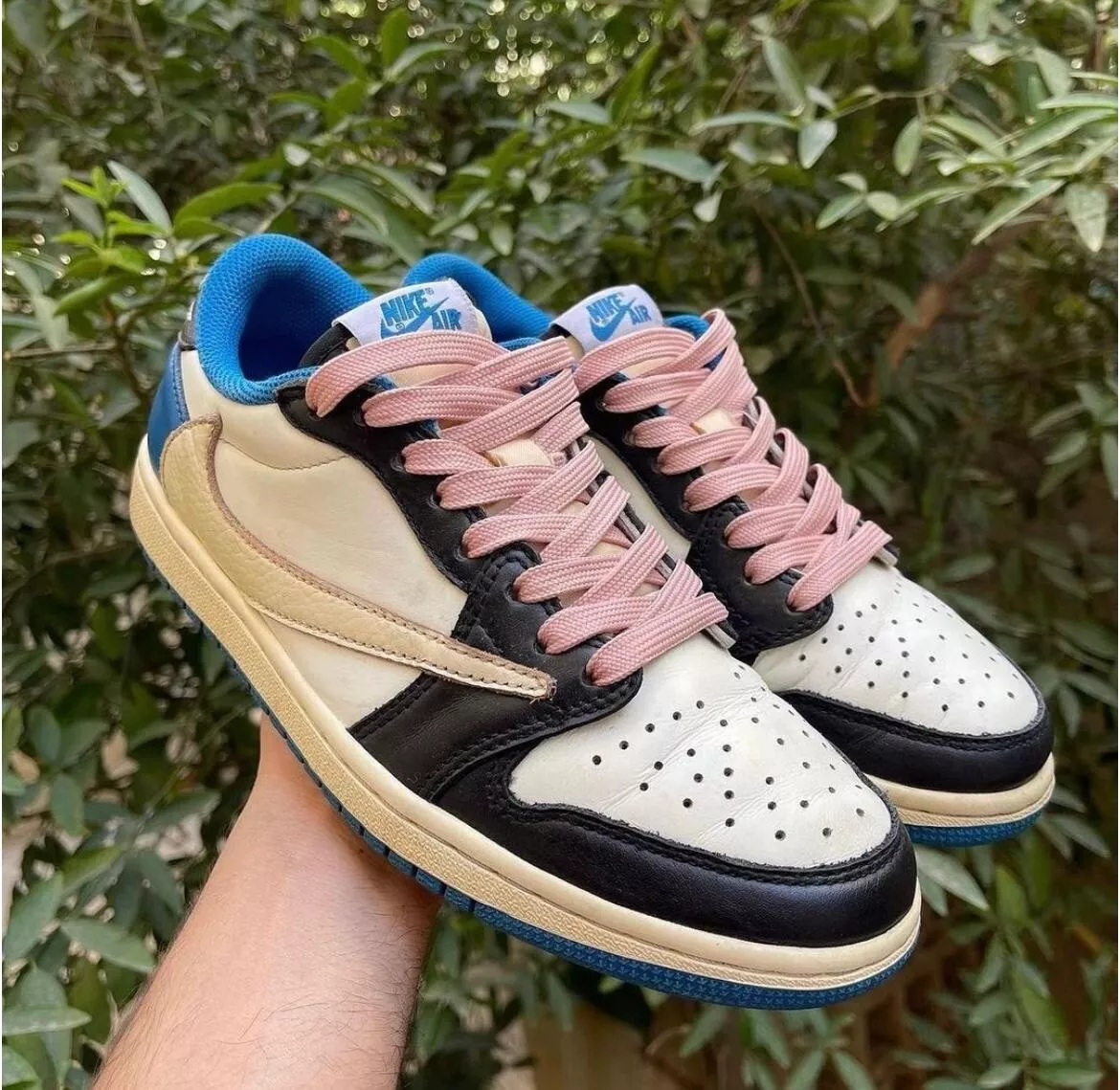 travis scott aj 1 blue