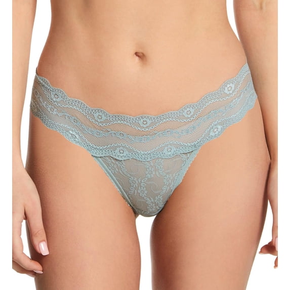 b.tempt'd by Wacoal Women's Lace Kiss Thong Panty, Abyss, X-Large
