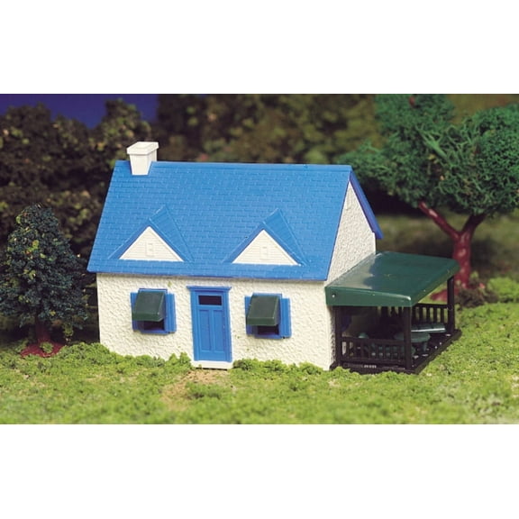 Bachmann - Plasticville Classic Kit - Cape Cod House -- HO