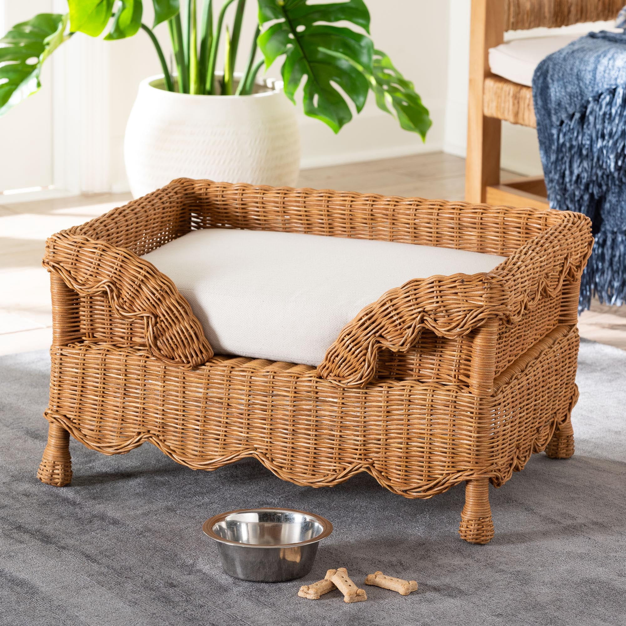 bali & pari Papina Boho Pet Bed, 25.6" W, Light Honey
