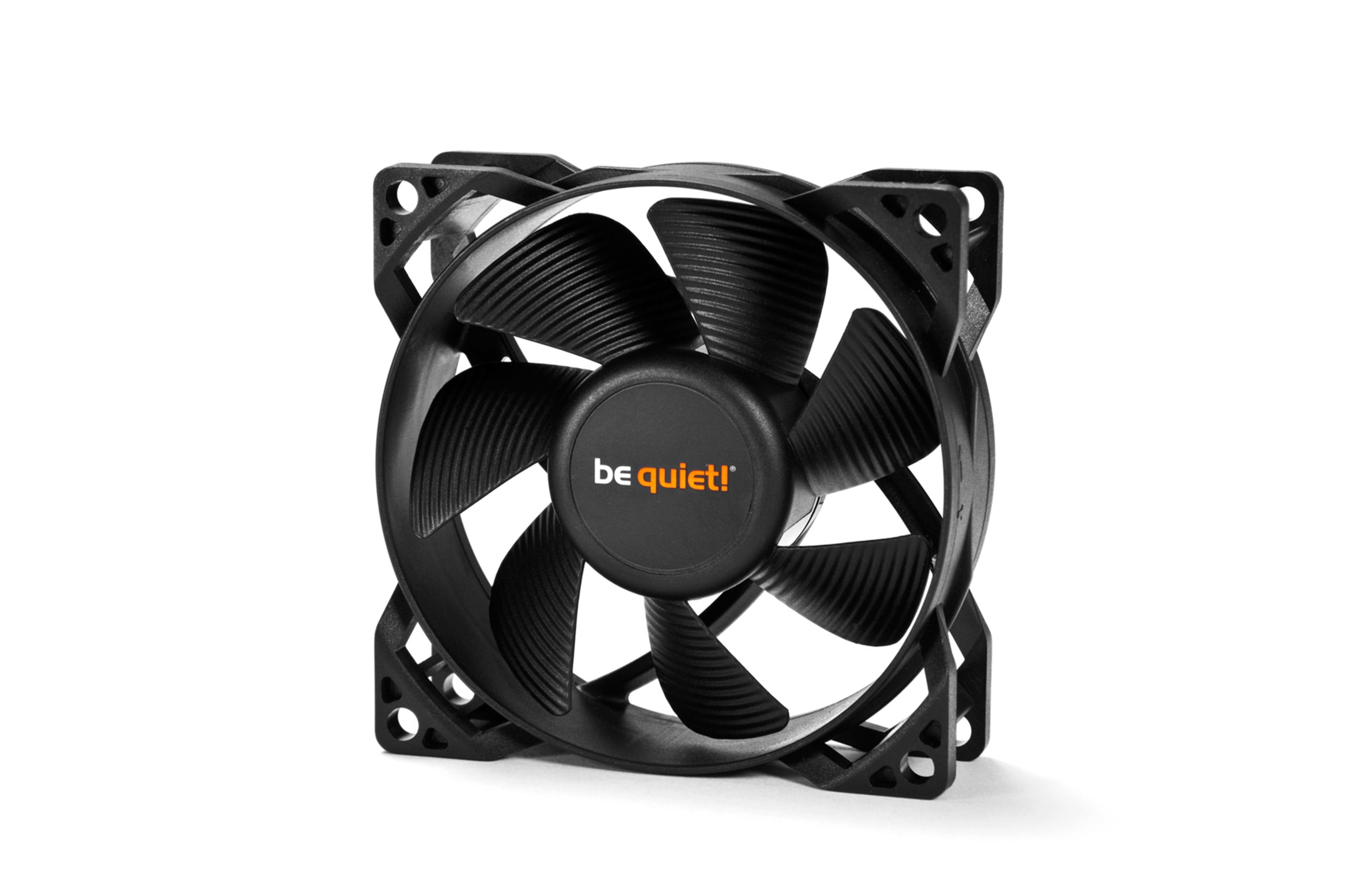 be quiet! Pure Wings 2 80mm 1900RPM 26.3CFM 18.2 dBA 3-PIN Cooling Fan