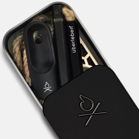 Uberleben FIREKIT | Essential Fire Starting Kit