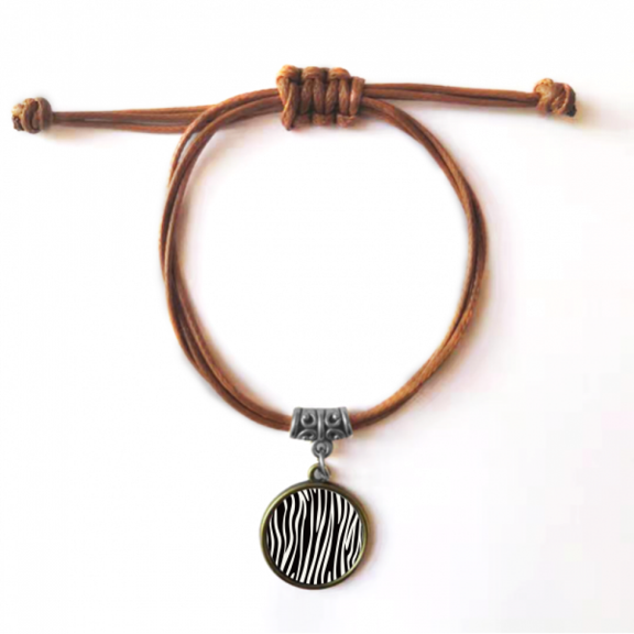 black white veins pattern background bracelet leather hide wristband brown jewelry