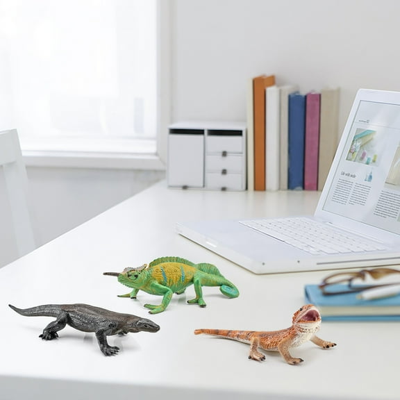 bxhwj Arctic Winter Animal Figurines Set - 3PCS Realistic Forest Animals - Safe Resin Bath Toys & Preschool Educational Toys for Kids 3+ - Gift for Birthday, Christmas, Nature Learning