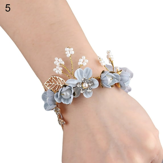 comerut Wrist Corsage Elegant Comfortable Touch Anti-Wear Bride Bridesmaid Wrist Corsage Flower Bracelet for Wedding Engagement