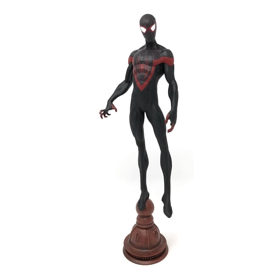 Diamond Select Toys Marvel Gallery Ultimate Spider-Man (Miles Morales) PVC Figure