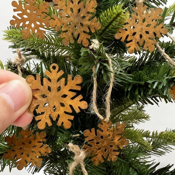 ddioayh 20Pcs Rustic Snowflake Metal Ornaments For Christmas Trees - Vintage Iron Decor With Pre-Cut Holes, 4Cm Festive Hanging Decorations For Tree Wreath Garland