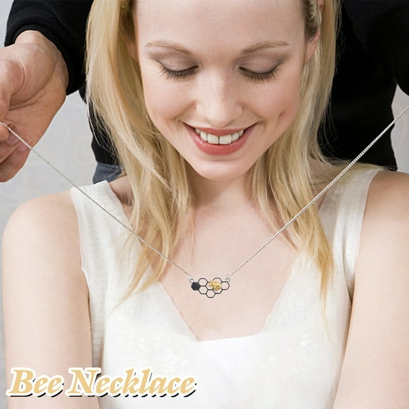 ddioayh Bee Necklace Pendant Heart Shaped Honeycomb Alloy Jewelry Gift for Women and Girls Valentine's Day