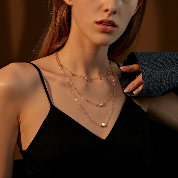 ddioayh Women's Vintage 3-Layer Alloy Necklace with Round Pendant for Valentine's Day Gift and Party Wear