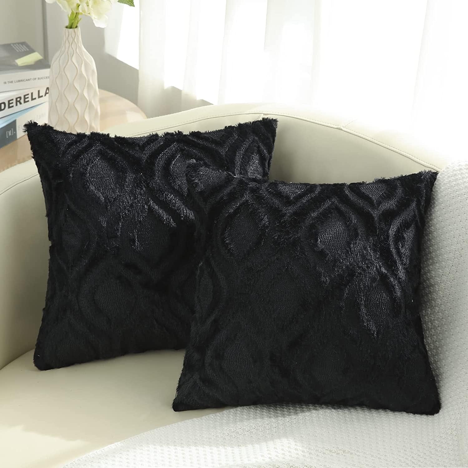 decorUhome Pack of 2 Throw Pillow Covers 22x22, Soft Plush Faux Wool