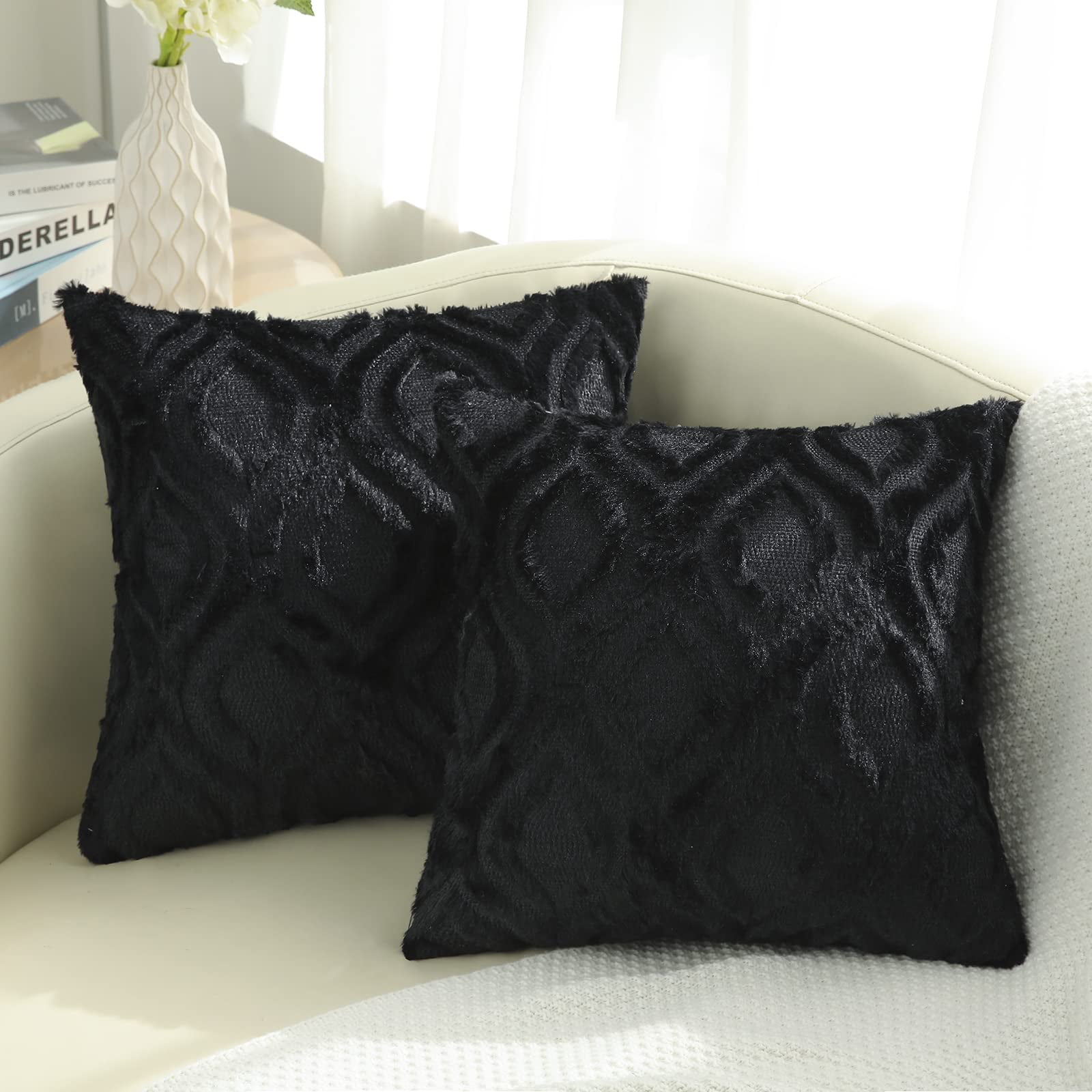 decorUhome Pack of 2 Throw Pillow Covers 22x22, Soft Plush Faux Wool