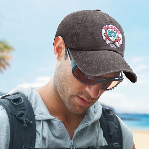 dgysar Unisex Baseball Cap, Classic 6-Panel Structured Dad Hat with Logo Patch, Adjustable Strap for Daily Casual Wear. Brown