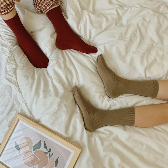 dianhelloya 1 Pair Ribbed Mid-tube Elastic Women Socks Simple Casual Solid Color Sports Socks Coffee