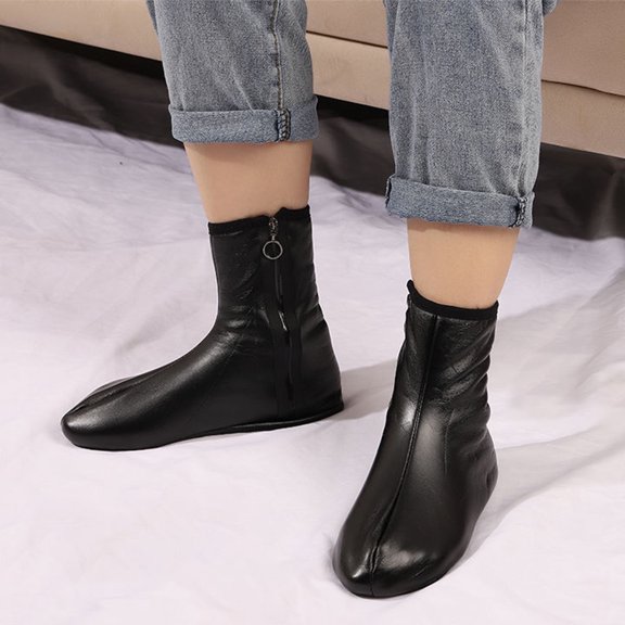 dianhelloya 1 Pair Women Floor Socks Faux Leather Plush Thicken Zipper Soft Keep Warm Solid Color Waterproof Winter Mid Tube Socks Daily Socks Cool Black