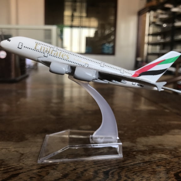 dianhelloya Model Toy Delicate Creative Multi-functional Aircraft Model Figure Decoration for Office UK 747