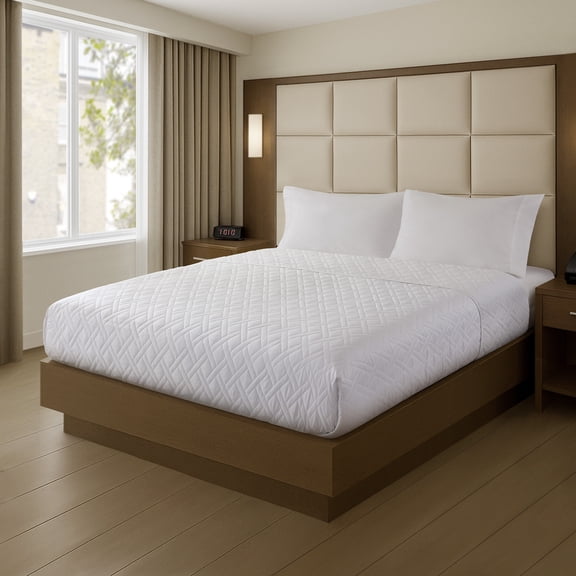 dokea 1-Piece Full/Queen Premium Coverlet, White 100% Polyester