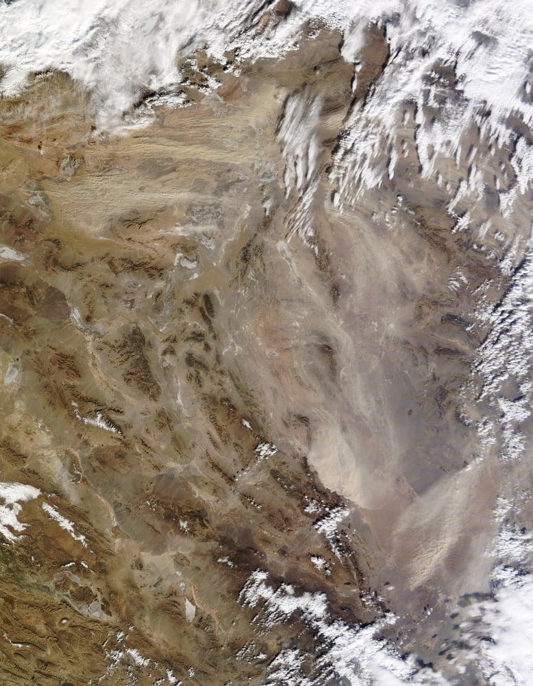 A dust storm over Iran?Ø¬æ¬¥?Ø¬æ¬†?Ø¬æ¬¥s Dasht-e Kavir or Kavir Desert Canvas Art - Stocktrek Images (25 x 32)