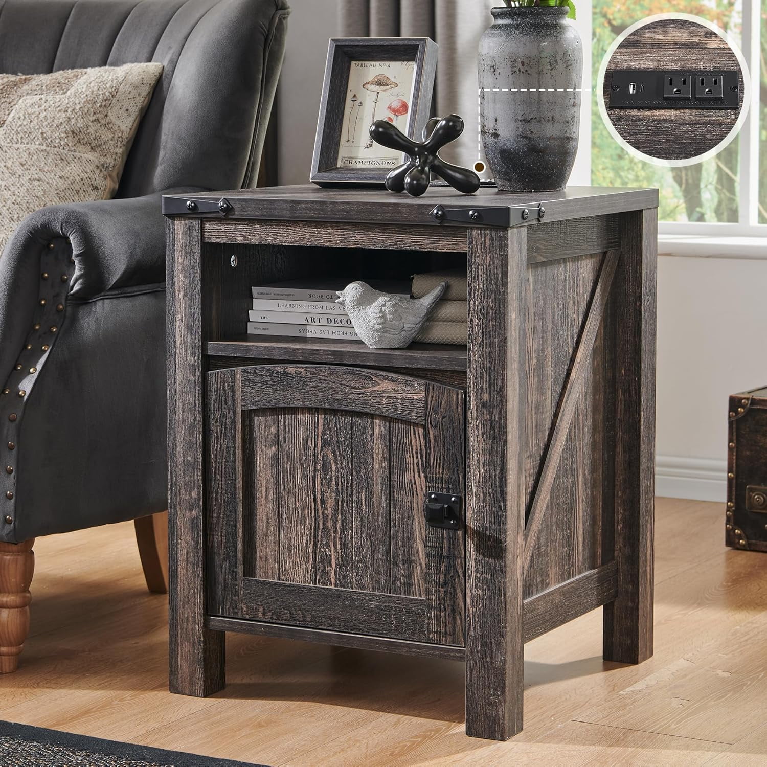 dxynlzq Farmhouse End Table with Charging Station 18" Rustic Nightstand ...