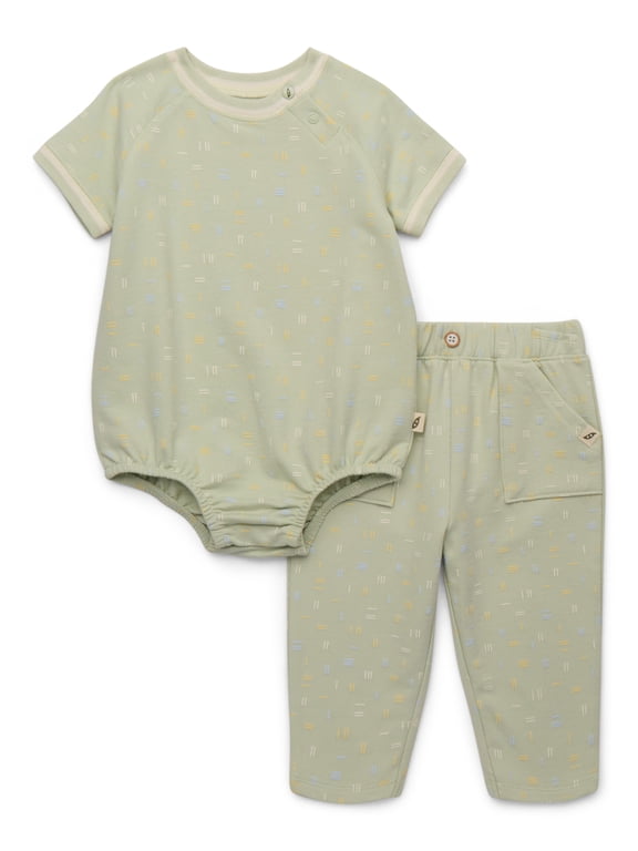 Baby Girl or Boy Newborn Outfit Set, 2-Piece French Terry Bodysuit and Pants with Pockets, Neutral Baby Clothes, Sizes 0M–24M