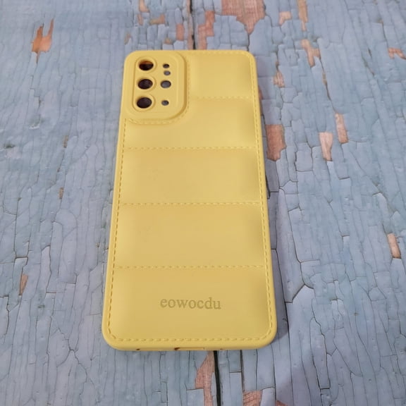 eowocdu Cell phone cases Yellow Puffer Quilted Silicone Phone Case, Shockproof Soft Protective Cell Phone Cover for Smartphone