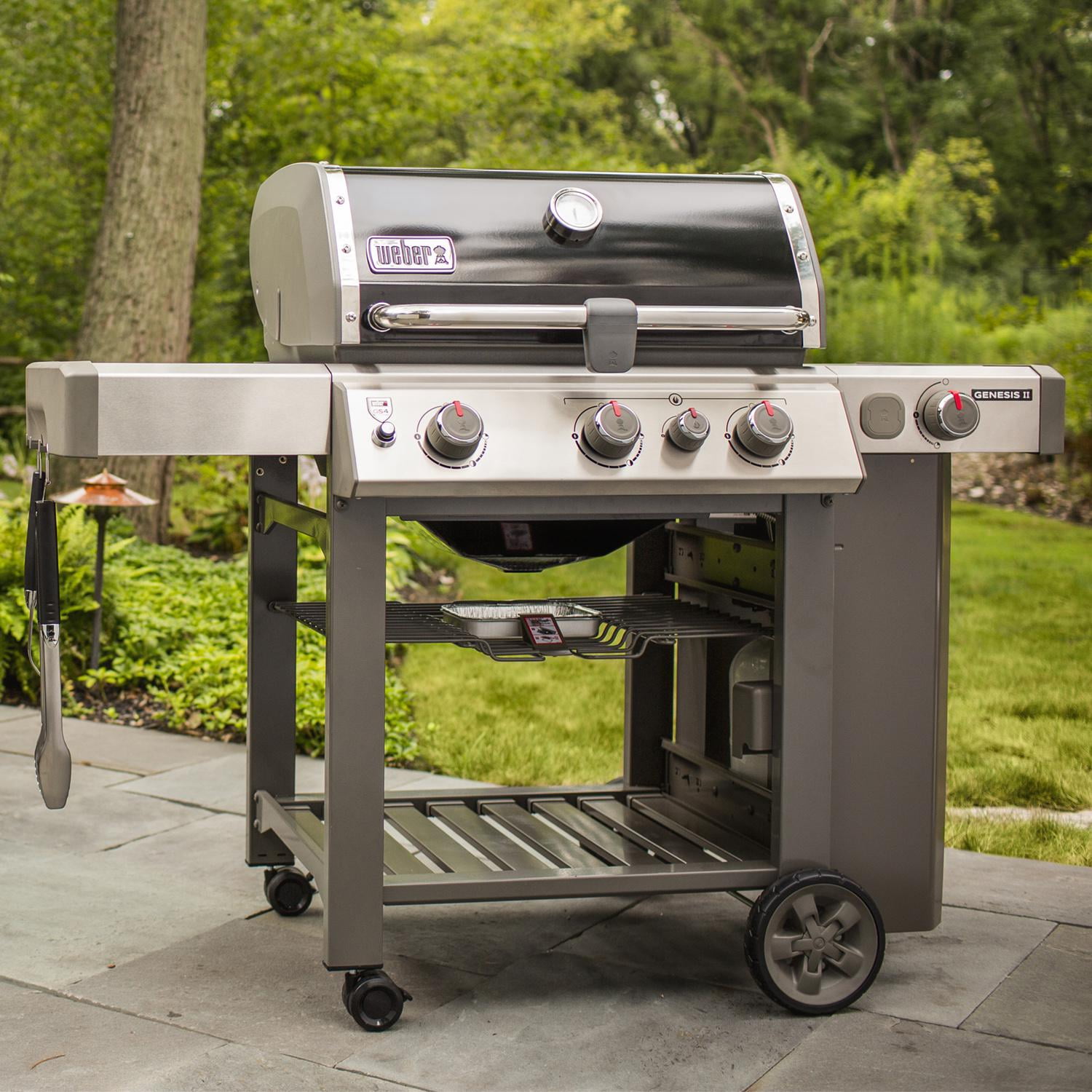 er Genesis II SE330 Propane BBQ Grill with 3 Burners, Black, 39000