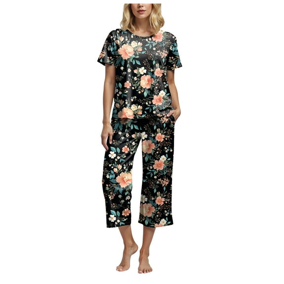 felwors Women's Capri Pajama Sets Floral Print Short Sleeve Sleepwear Top and Capri Pants 2 Piece Loungewear with Pockets Black, L