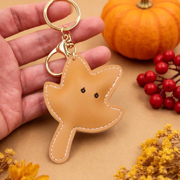 geerera PU Leather Leaf Keychain, Cute Fall Autumn Bag Charm with Gold Hardware, Rustic Thanksgiving Gift Accessory for Keys, Purse & Backpack