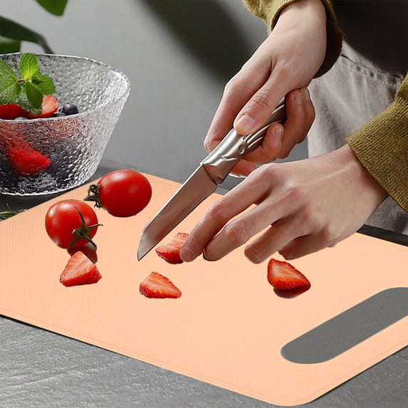 geerera Plastic Cutting Board with Handle, Non-Slip Kitchen Chopping Board for Fruits, Vegetables and Meat, Double-Sided Prep Board