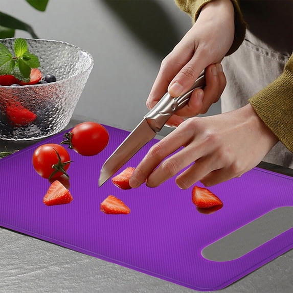 geerera Plastic Cutting Board with Handle, Non-Slip Kitchen Chopping Board for Fruits, Vegetables and Meat, Double-Sided Prep Board