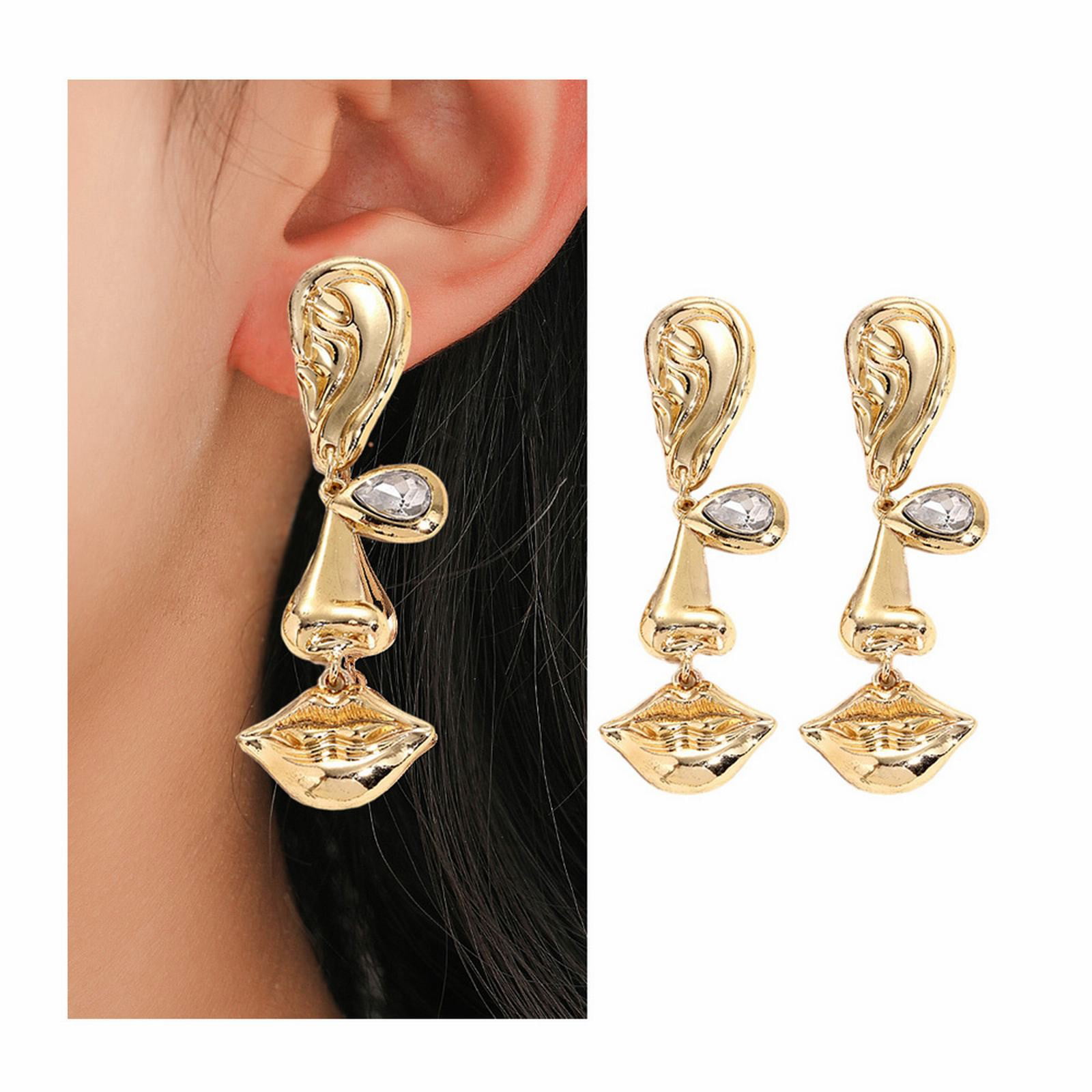 Buy Gold-Toned & Blue Earrings for Women by Crunchy Fashion Online |  Ajio.com