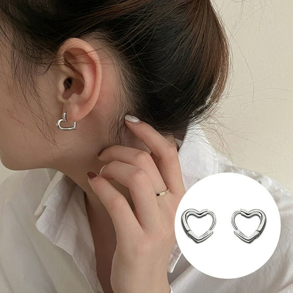harmtty Earrings Heart Shape Decorating Full Luster Silver Color Simple Small Stud Earrings for Party