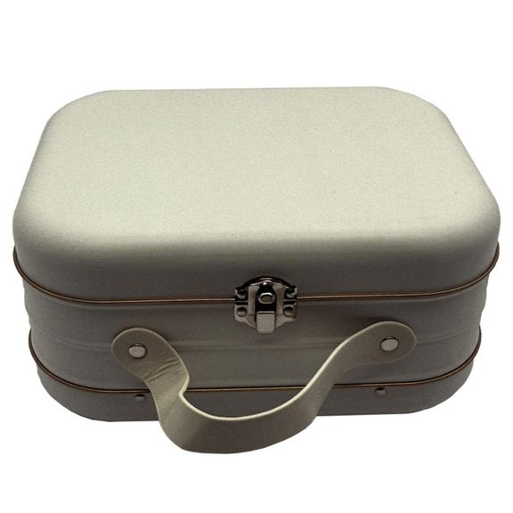 hejhncii Retro Themed Lockable Metal Container With Easy Grip Handle Retro Storage Box Ideal For Household Organization