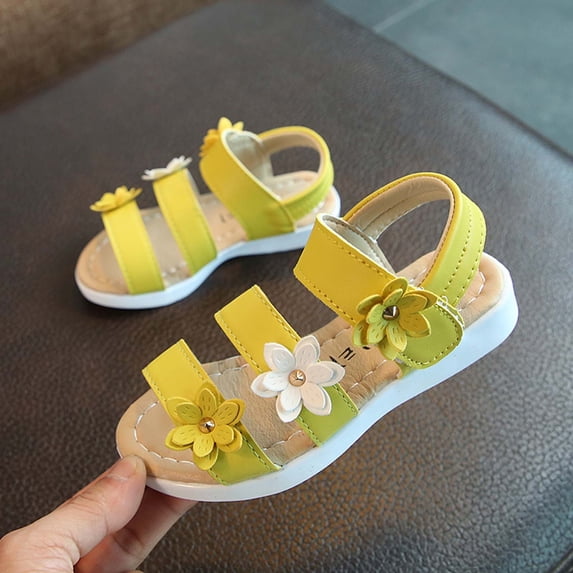 hengsof Girls Spring Summer Flower Open Toe Sandals Kids Fashion Versatile Ankle Strap Soft Sole Flats Casual Beach Footwear