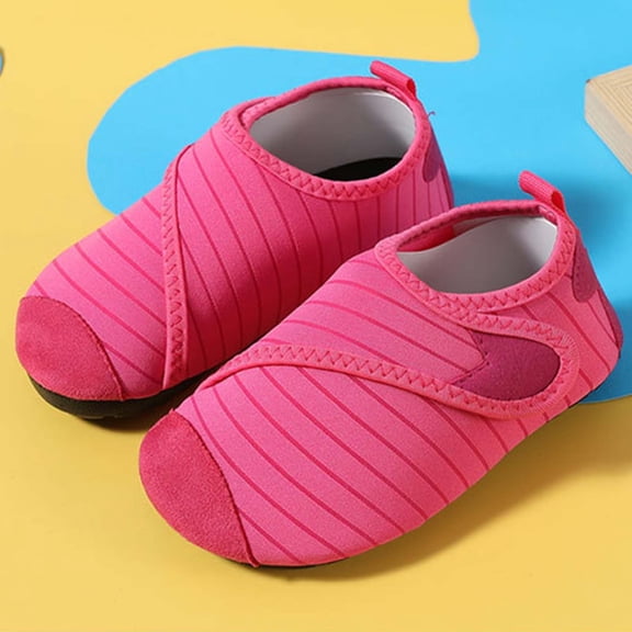 hengsof Kids Water Shoes Boys Girls Barefoot Water Sports Socks Beach Shoes Quick Dry Aqua Socks Swim Walking Outdoor Sports for Toddler